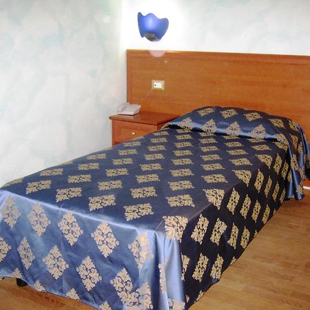 Hotel Villa D'Evoli Castropignano Habitación foto