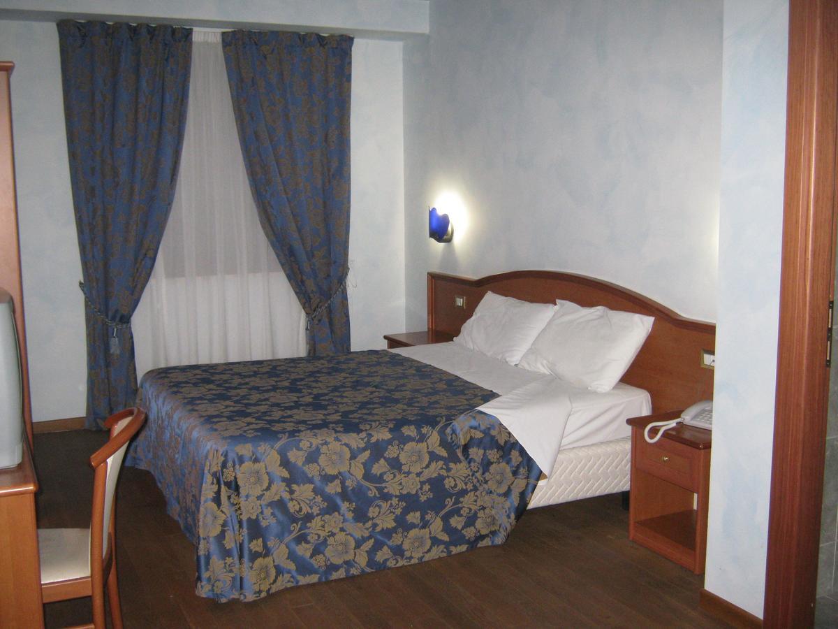 Hotel Villa D'Evoli Castropignano Habitación foto