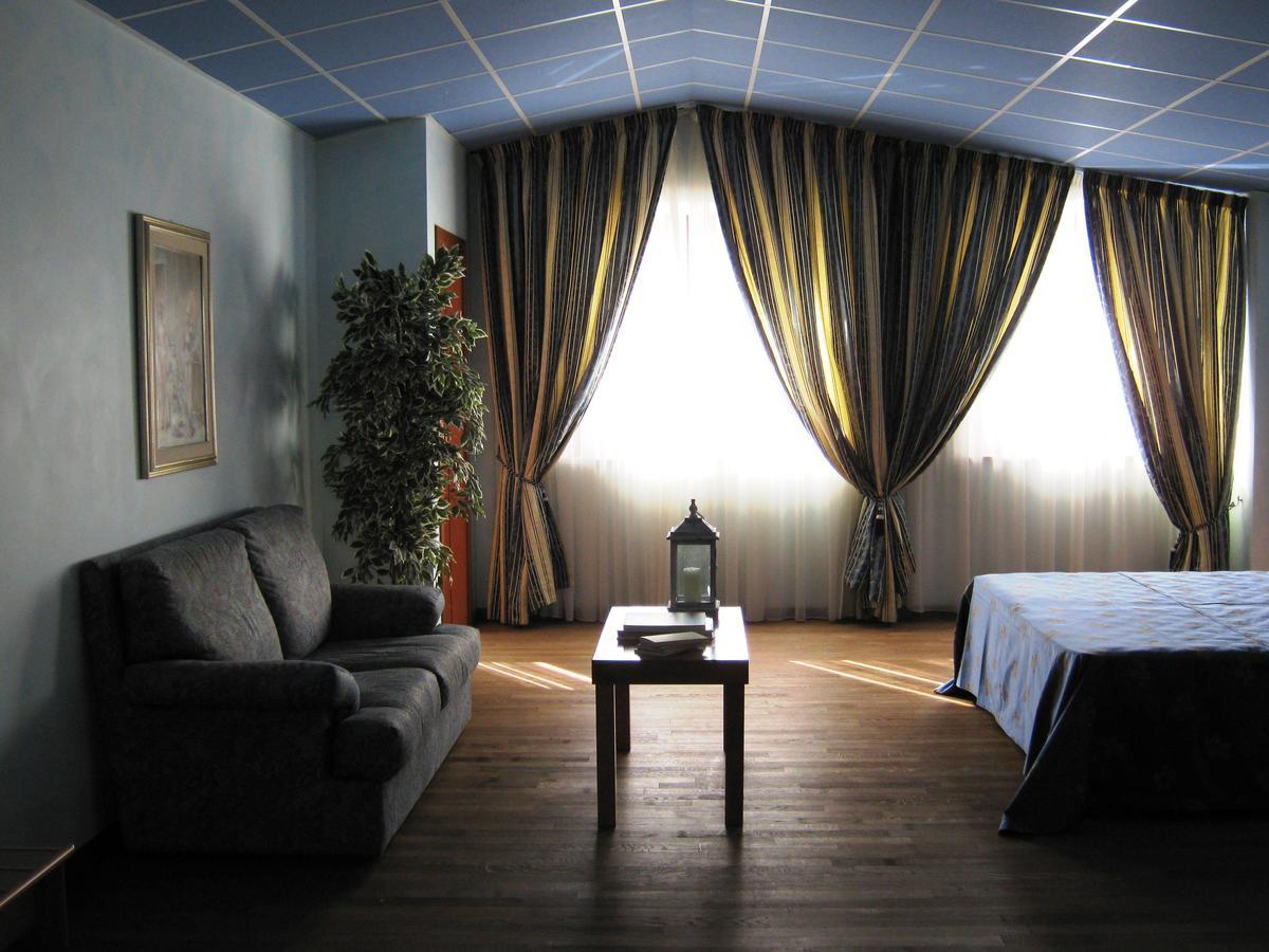 Hotel Villa D'Evoli Castropignano Habitación foto