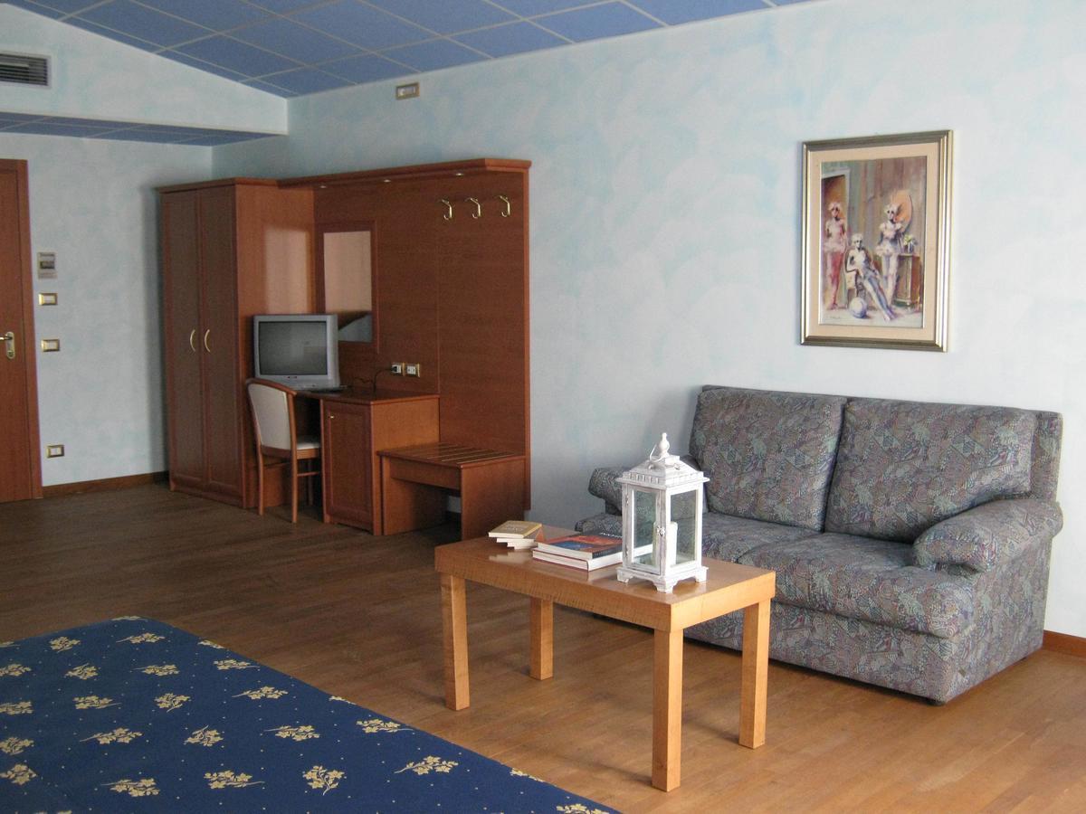 Hotel Villa D'Evoli Castropignano Habitación foto